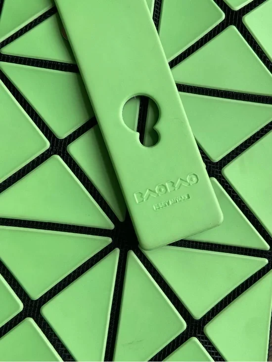 BAO BAO ISSEY MIYAKE Green Lucent Tote Bag - Picture 2 of 16